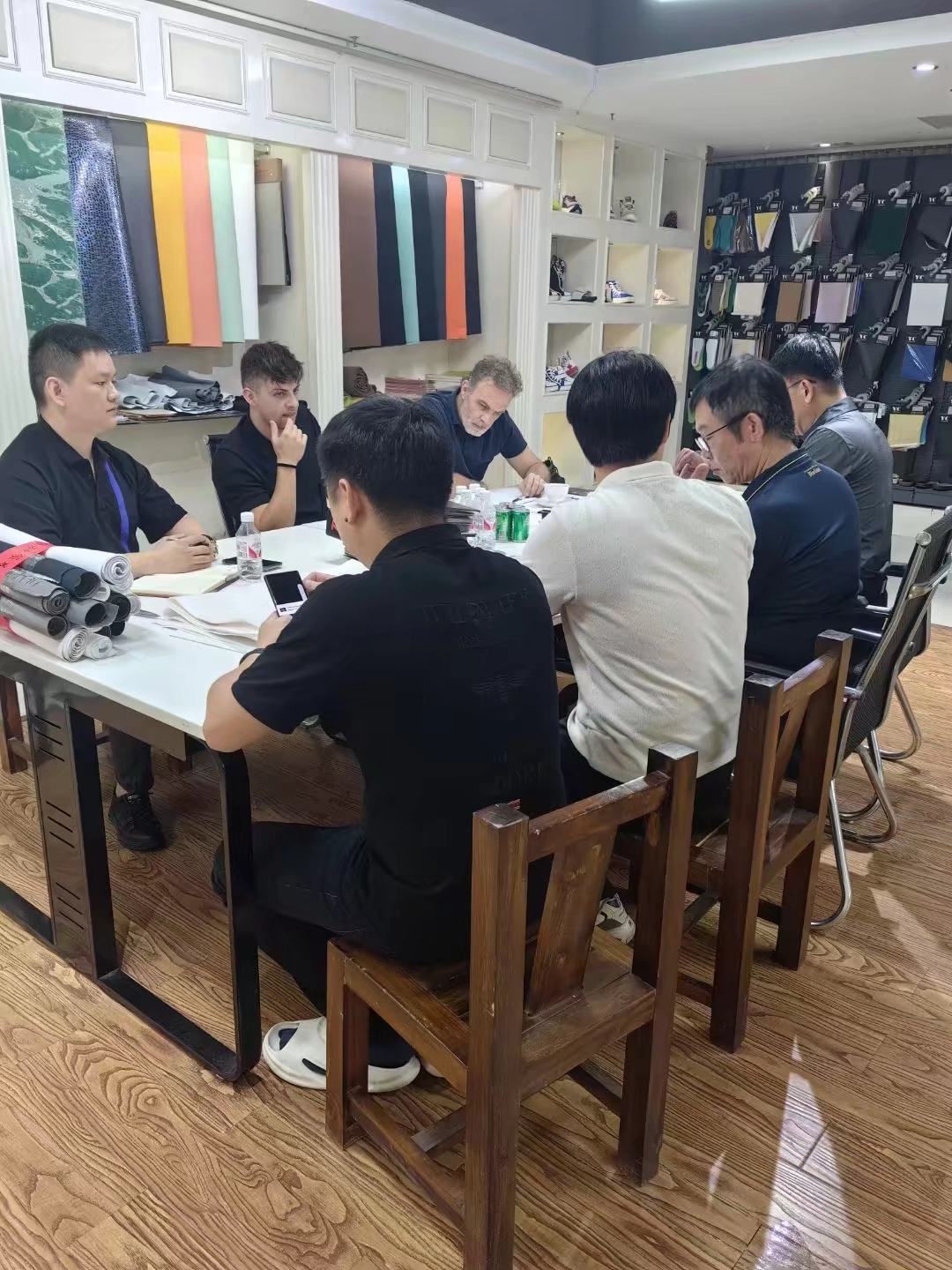 商务合作洽谈